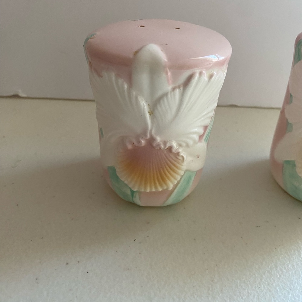 Vintage Otigari Salt Pepper Shakers Fiji Orchid Floral Japan Pink White Green - Picture 2 of 9